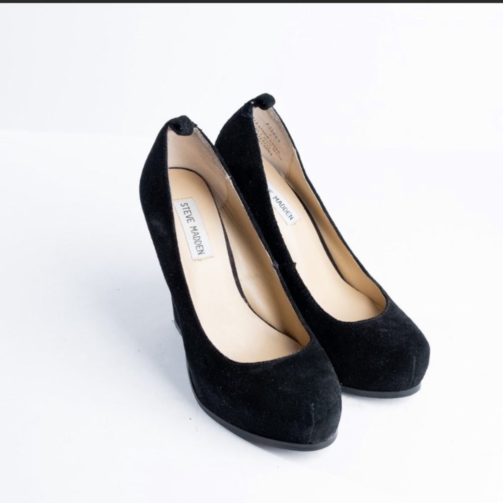 Black suede Steve Madden P-Luccy heels